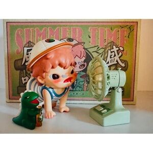 Highly Collectible “Hirono Summer Time” Shanghai Exclusive Event. In sealed box.